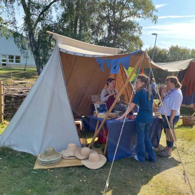 Nu är det lite drygt tre månader kvar till maknaden och anmälningarna har börjat strömma in! 
Än så länge är @handcraftedhistory, @swedenhistorytours, Nordens kulturskatter och @bjarkacraftofnature helt klara för deltagande och fler kommer det att bli inom de kommande veckorna. Kolla gärna in deras Instagram- konton och kom och besök dom på @vikingatidamarknadpagunnesgard 5- 6 september på Gunnes gård i Upplands Väsby!

Vill du sälja på marknaden, visa upp ditt hantverk eller är du en viking som vill vara dig själv för en stund och bara komma och bo och hänga med oss? Frukta ej! Ansökan är fortfarande öppen och platser finns ännu kvar! Ansökan hittar du på vår hemsida, länk i bio.

--------------------------

There is just three months left until the market, and the registrations have started pouring in!
So far, @handcraftedhistory, @swedenhistorytours, Nordens kulturskatter, and @bjarkacraftofnature are fully confirmed for participation, and more will be added in the coming weeks. Feel free to check out their Instagram accounts and come visit them at @vikingatidamarknadpagunnesgard on September 5-6 at Gunnes gård in Upplands Väsby!

Do you want to sell at the market, showcase your craft, or are you a Viking who wants to be yourself for a while and just come and live and hang out with us? Fear not! The application is still open and there are still spots available! You can find the application on our website, link in bio.

#vikingmarket #vikingamarknad #livinghistory #reenactment #vikingreenactment #gunnesgård #upplandsväsby